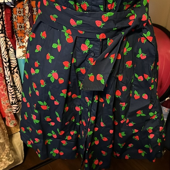 Kate Spade ♠️ strawberry shirt dress - Picture 6 of 14